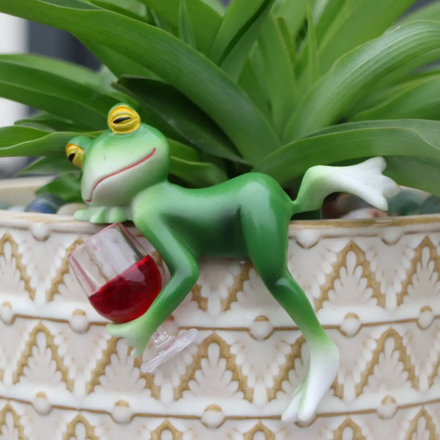 Zeitgenössischer Frosch-Pflanz – Plant Parents Bewertung und Preis